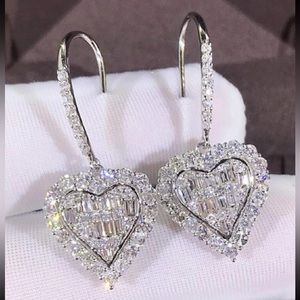 Gorgeous Cubic Zirconia Heart Decor Glamour drop dangle luxury earrings